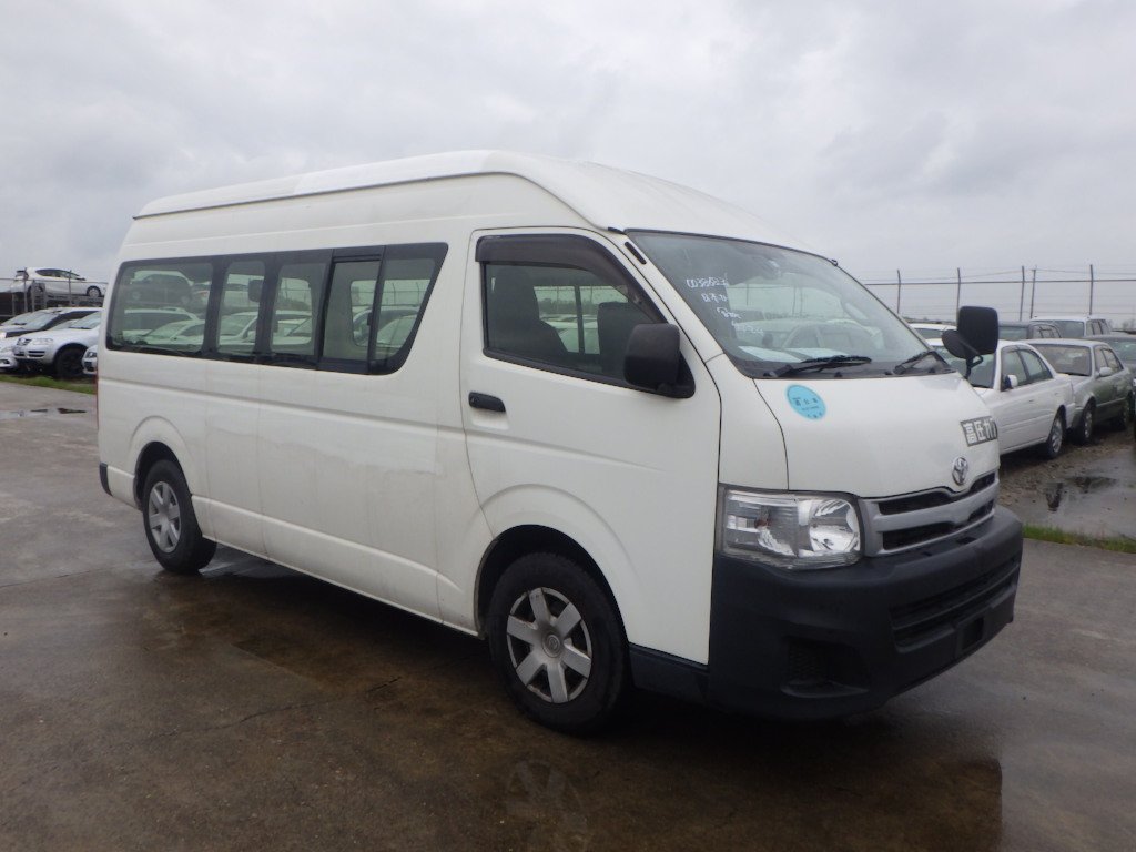 TOYOTA HICAE (EXTRA LONG) 2013